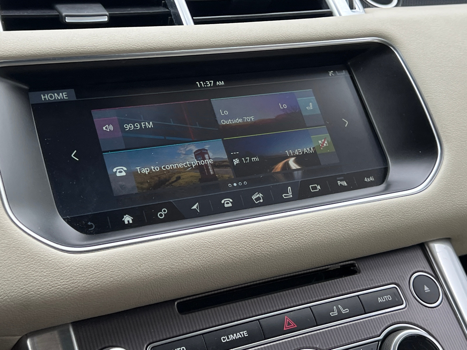 Thumbnail: 2017 Land Rover Range Rover Sport - 3