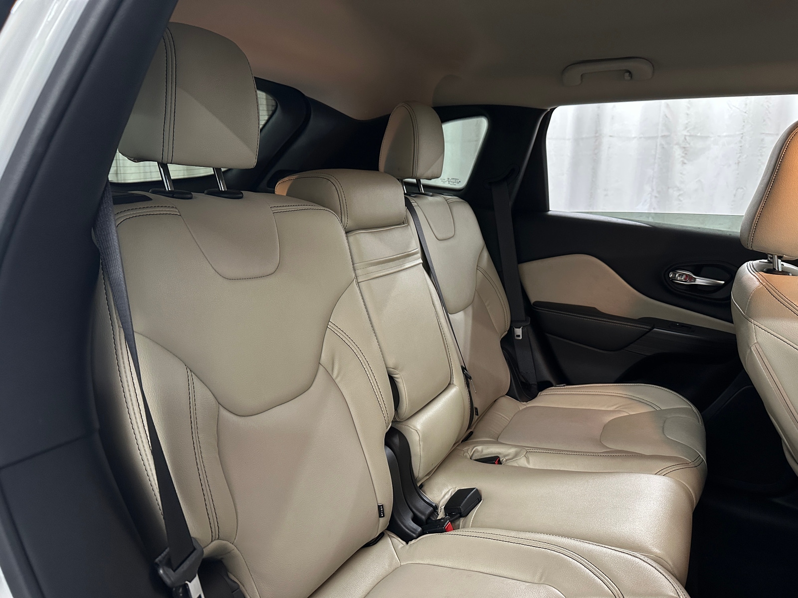 Thumbnail: 2014 Jeep Cherokee - 6