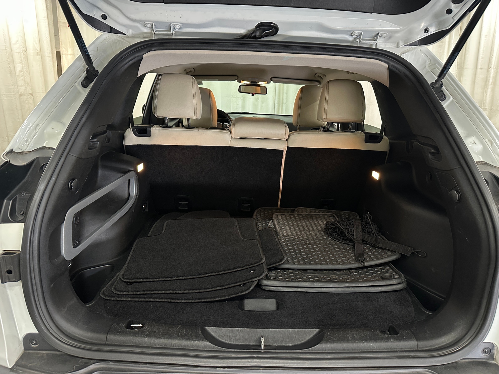 Thumbnail: 2014 Jeep Cherokee - 7