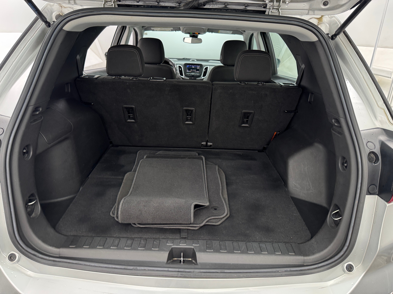 Thumbnail: 2021 Chevrolet Equinox - 7