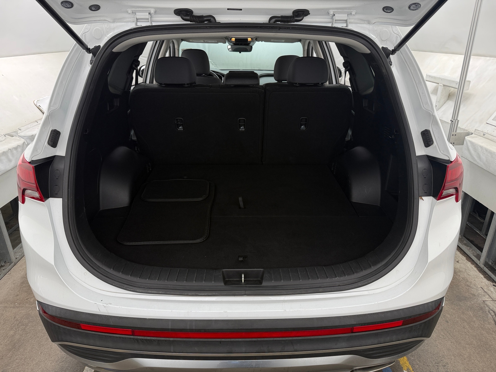 Thumbnail: 2021 Hyundai Santa Fe - 7