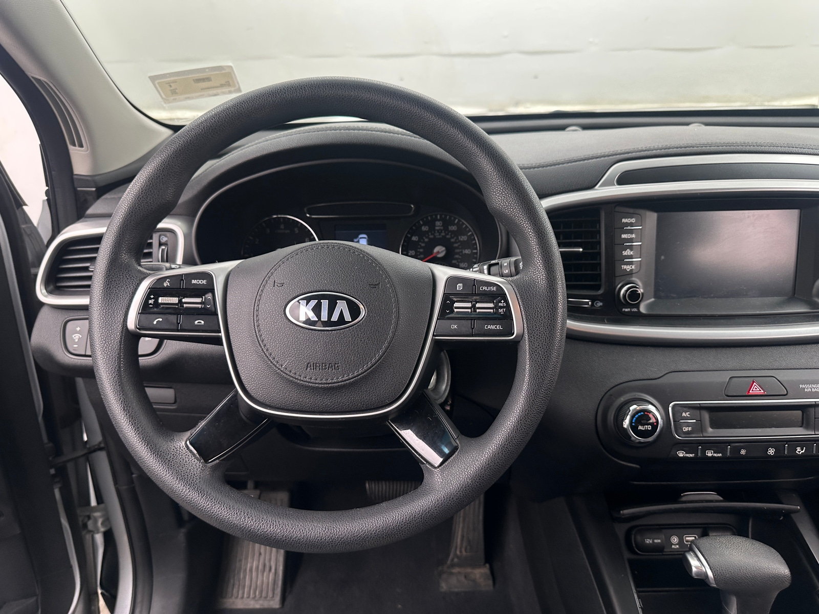 Thumbnail: 2019 Kia Sorento - 5