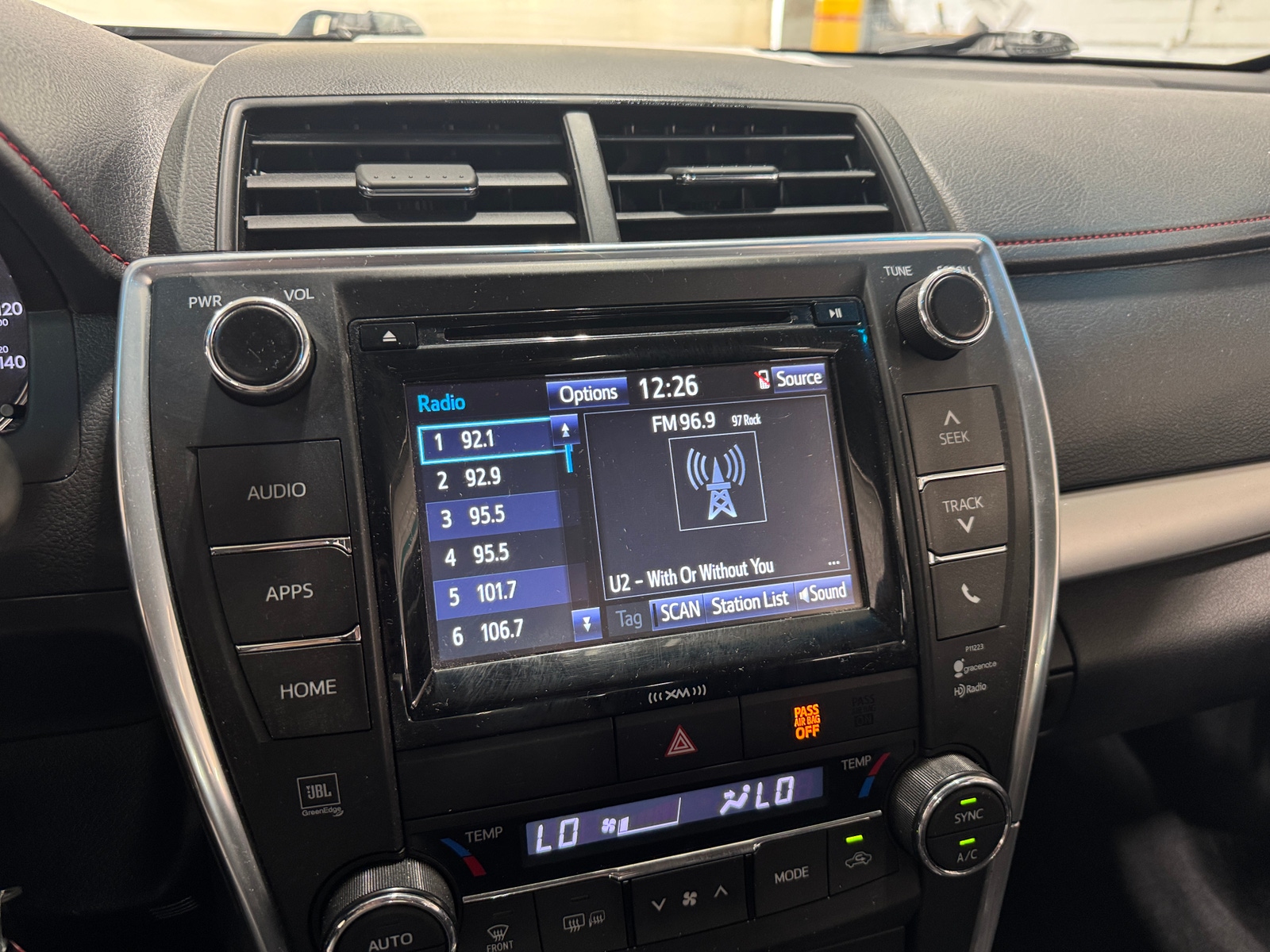 Thumbnail: 2017 Toyota Camry - 4