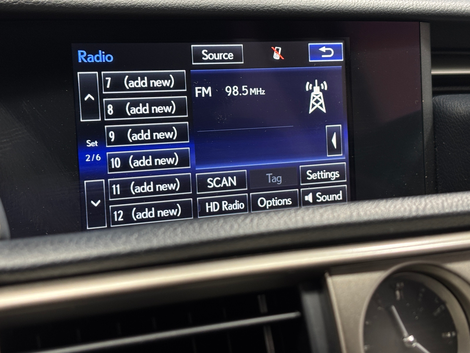 Thumbnail: 2016 Lexus IS - 3