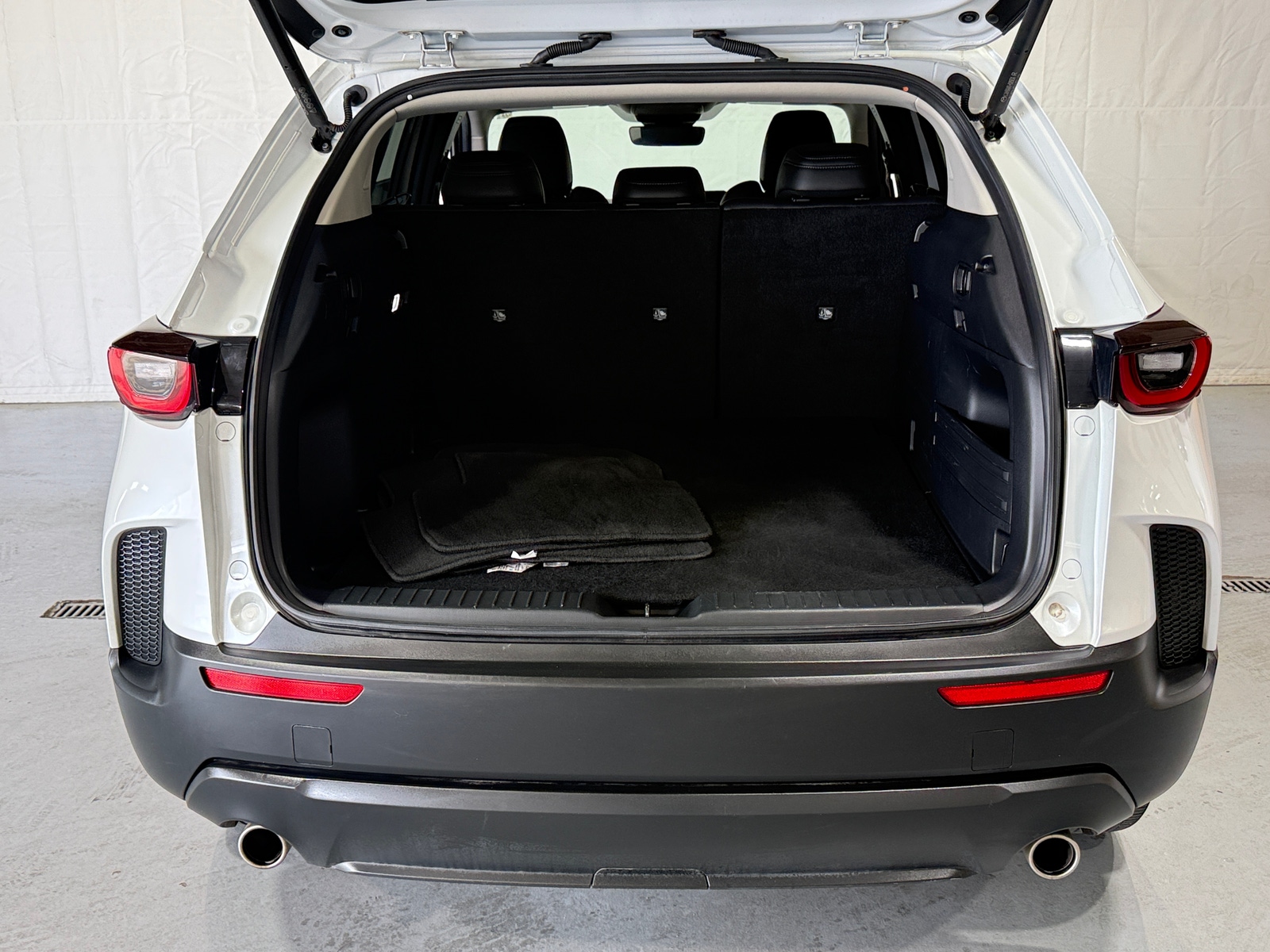 Thumbnail: 2025 Mazda CX-50 - 6
