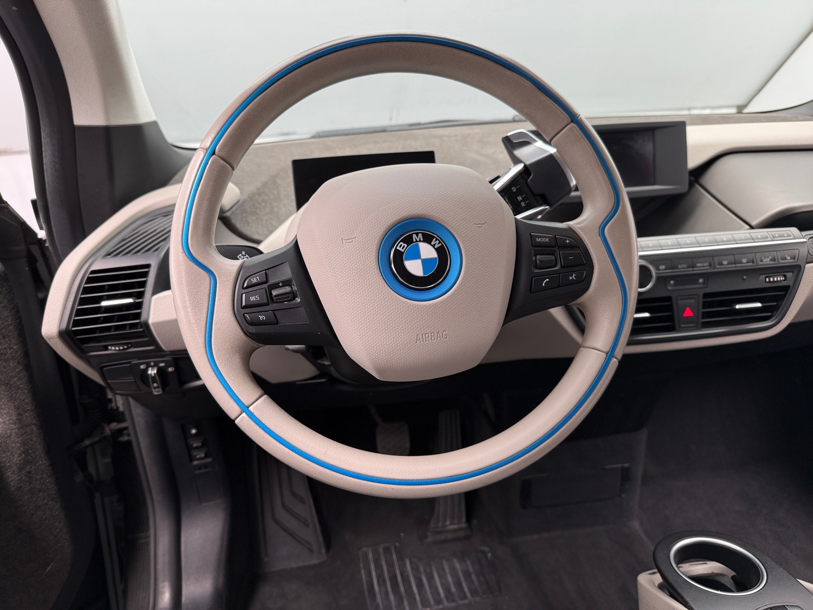 Thumbnail: 2015 BMW i3 - 5