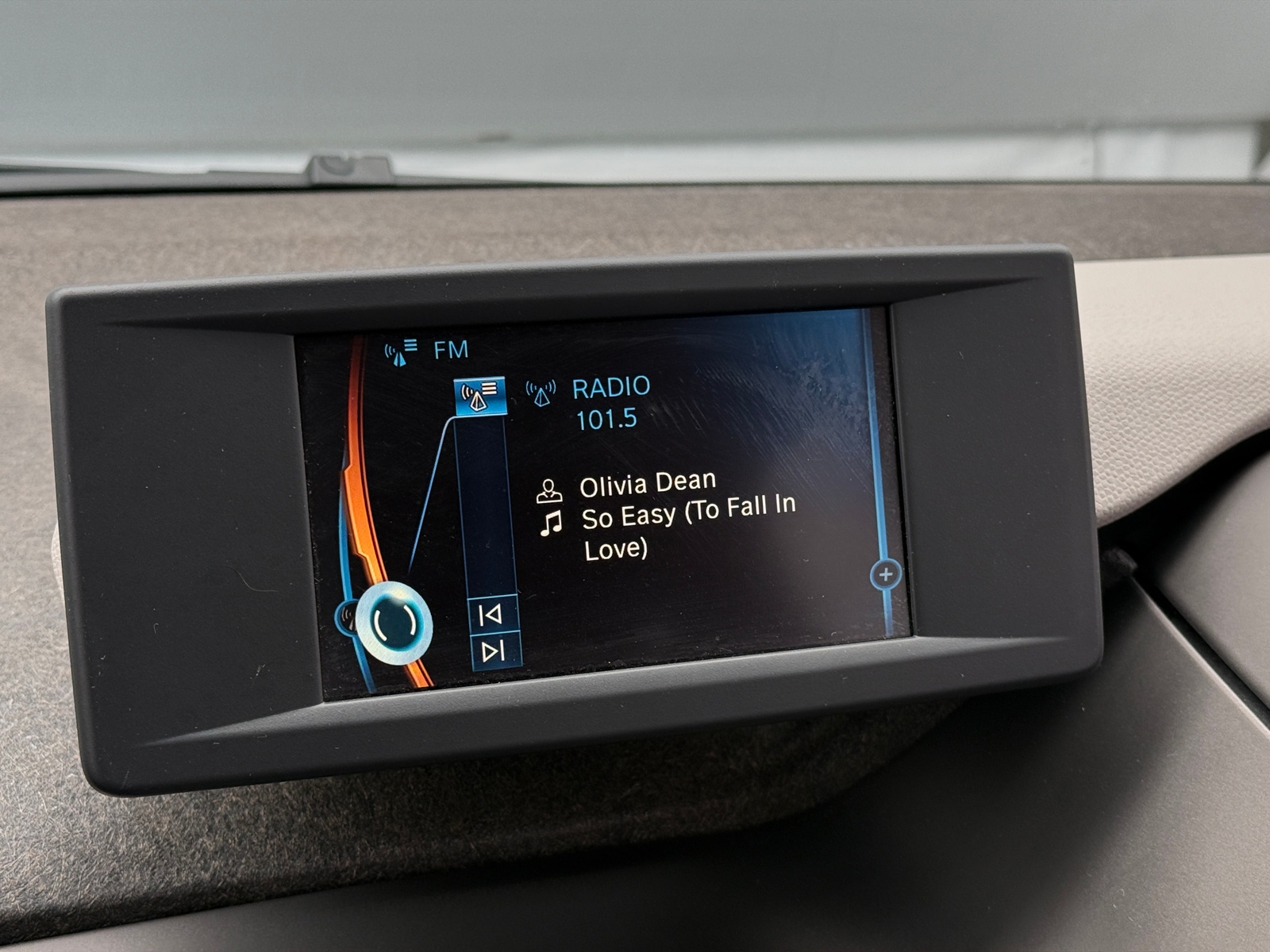 Thumbnail: 2015 BMW i3 - 4