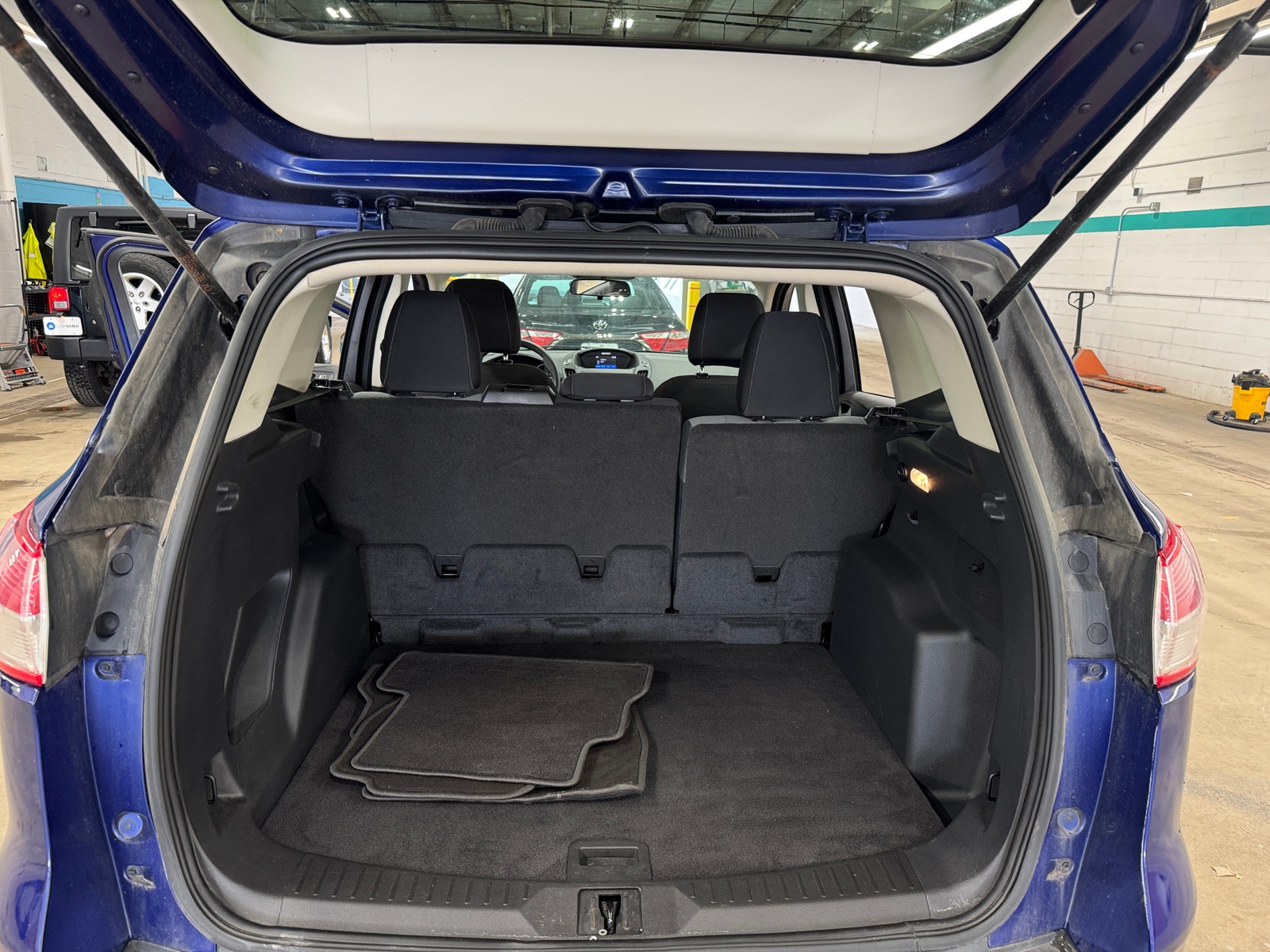 Thumbnail: 2016 Ford Escape - 7