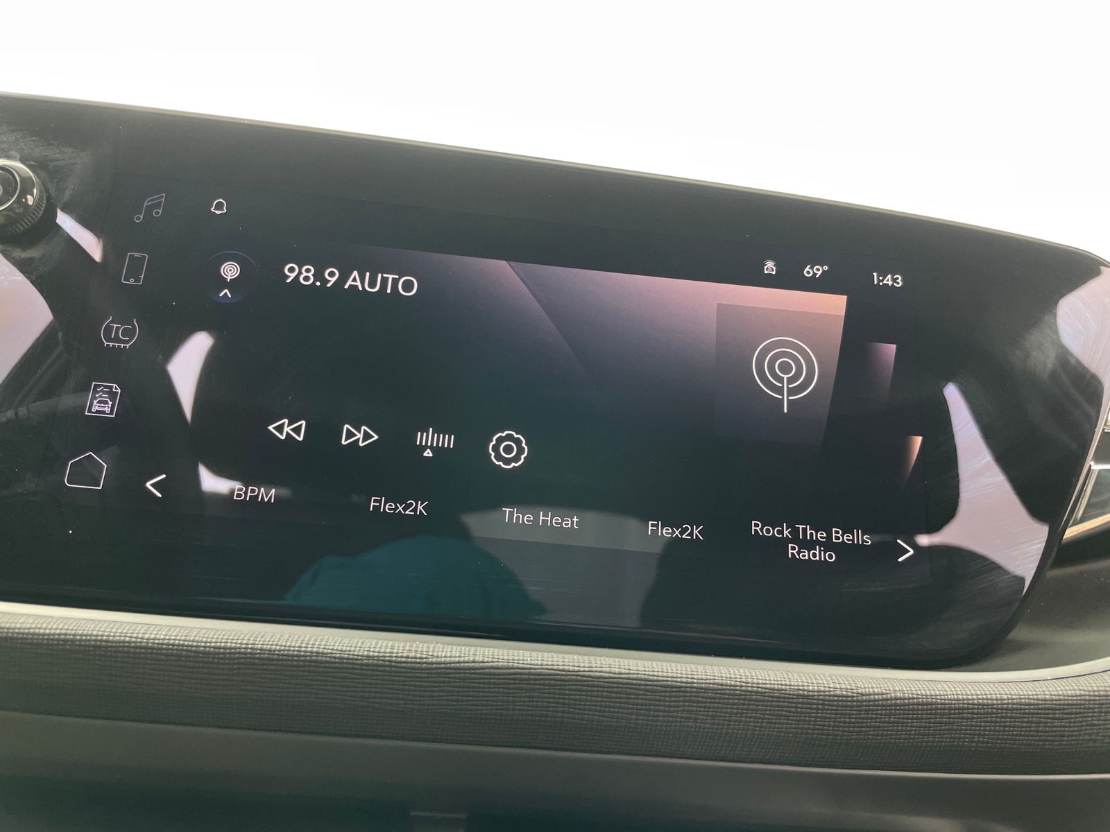 Thumbnail: 2025 Buick Envista - 4