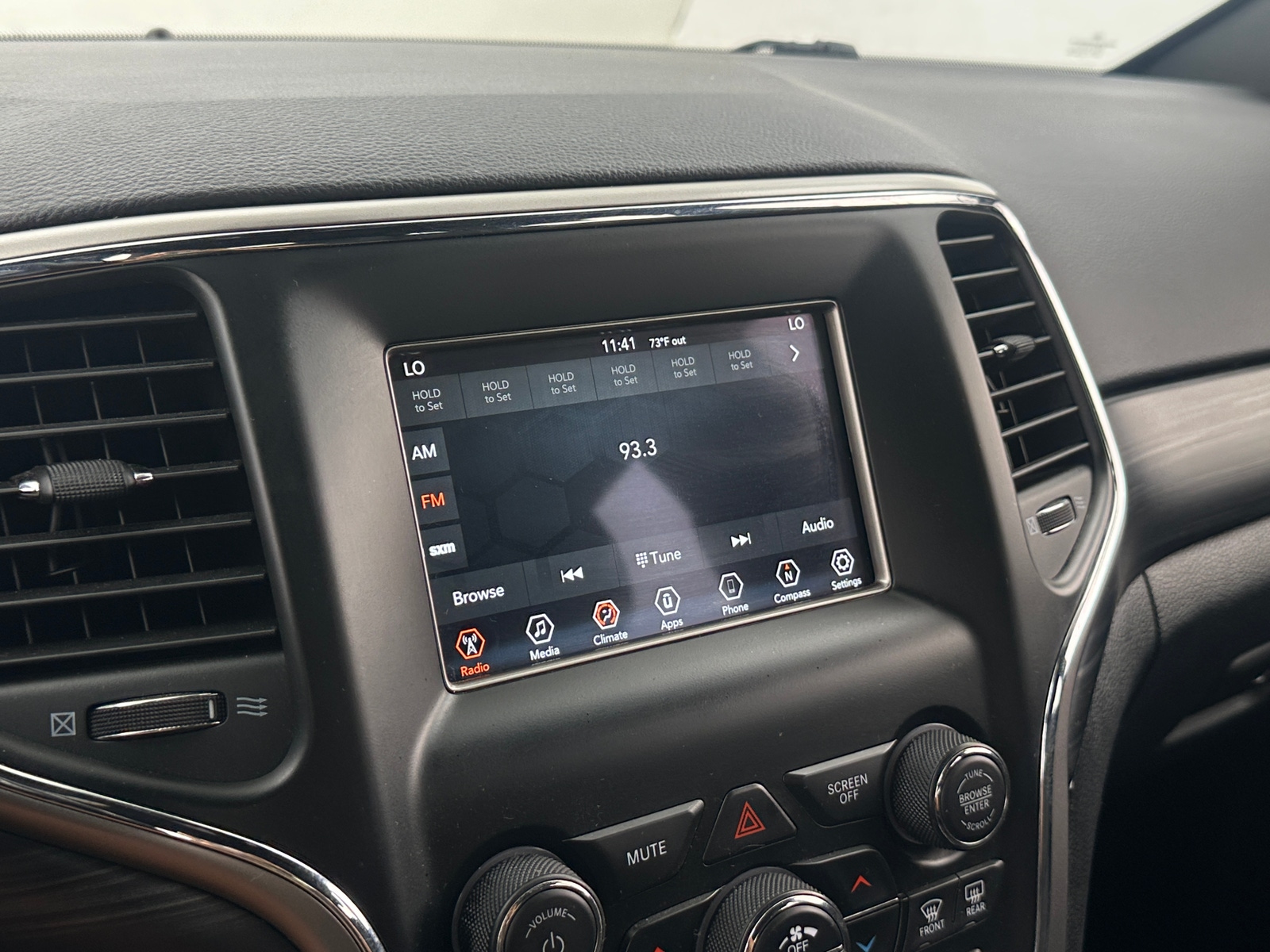 Thumbnail: 2019 Jeep Grand Cherokee - 4