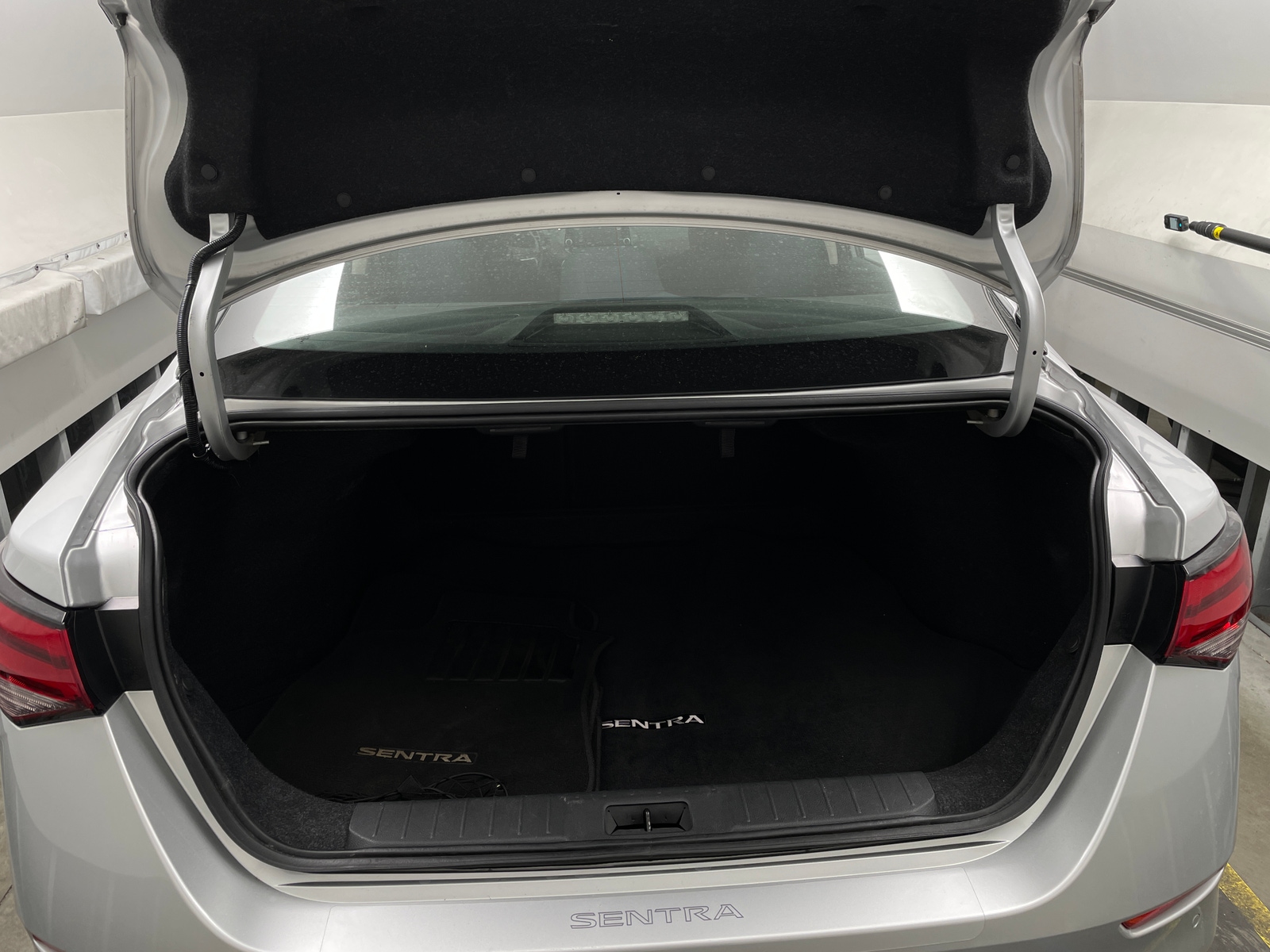 Thumbnail: 2022 Nissan Sentra - 7