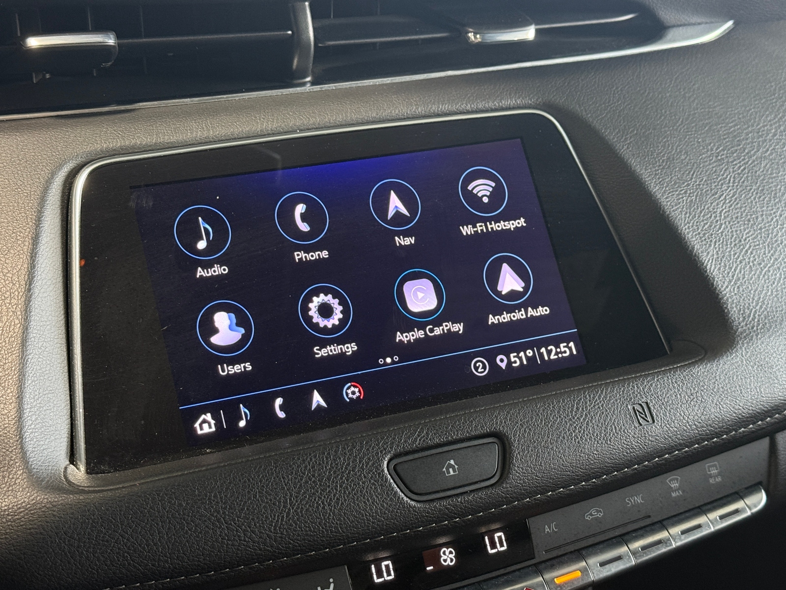 Thumbnail: 2020 Cadillac XT4 - 3