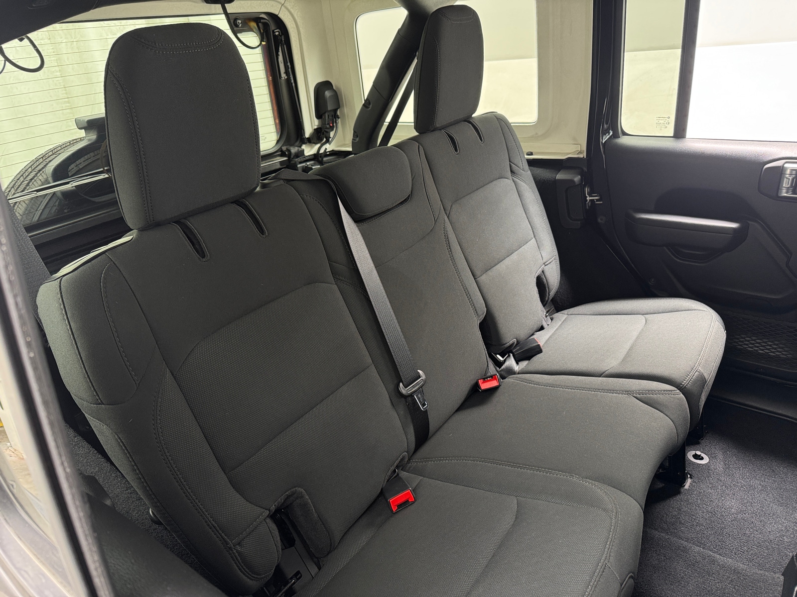 Thumbnail: 2021 Jeep Wrangler - 6