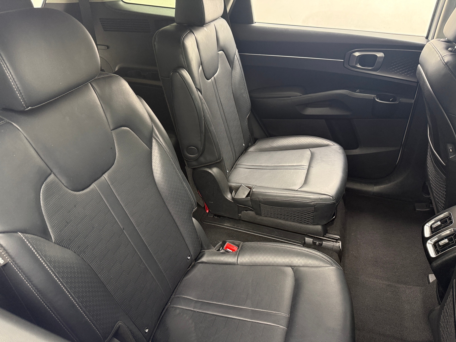 Thumbnail: 2025 Kia Sorento - 5