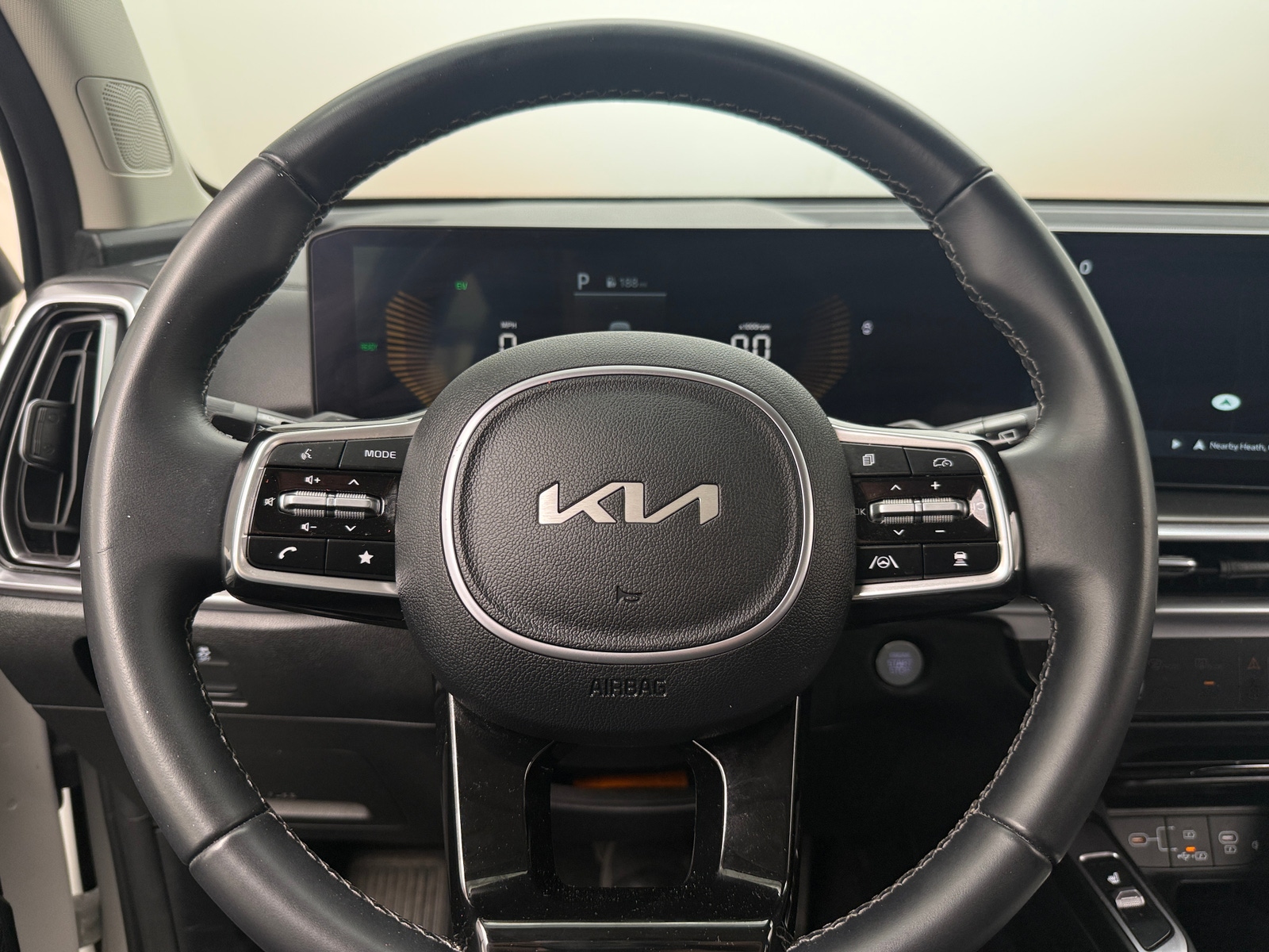 Thumbnail: 2025 Kia Sorento - 4