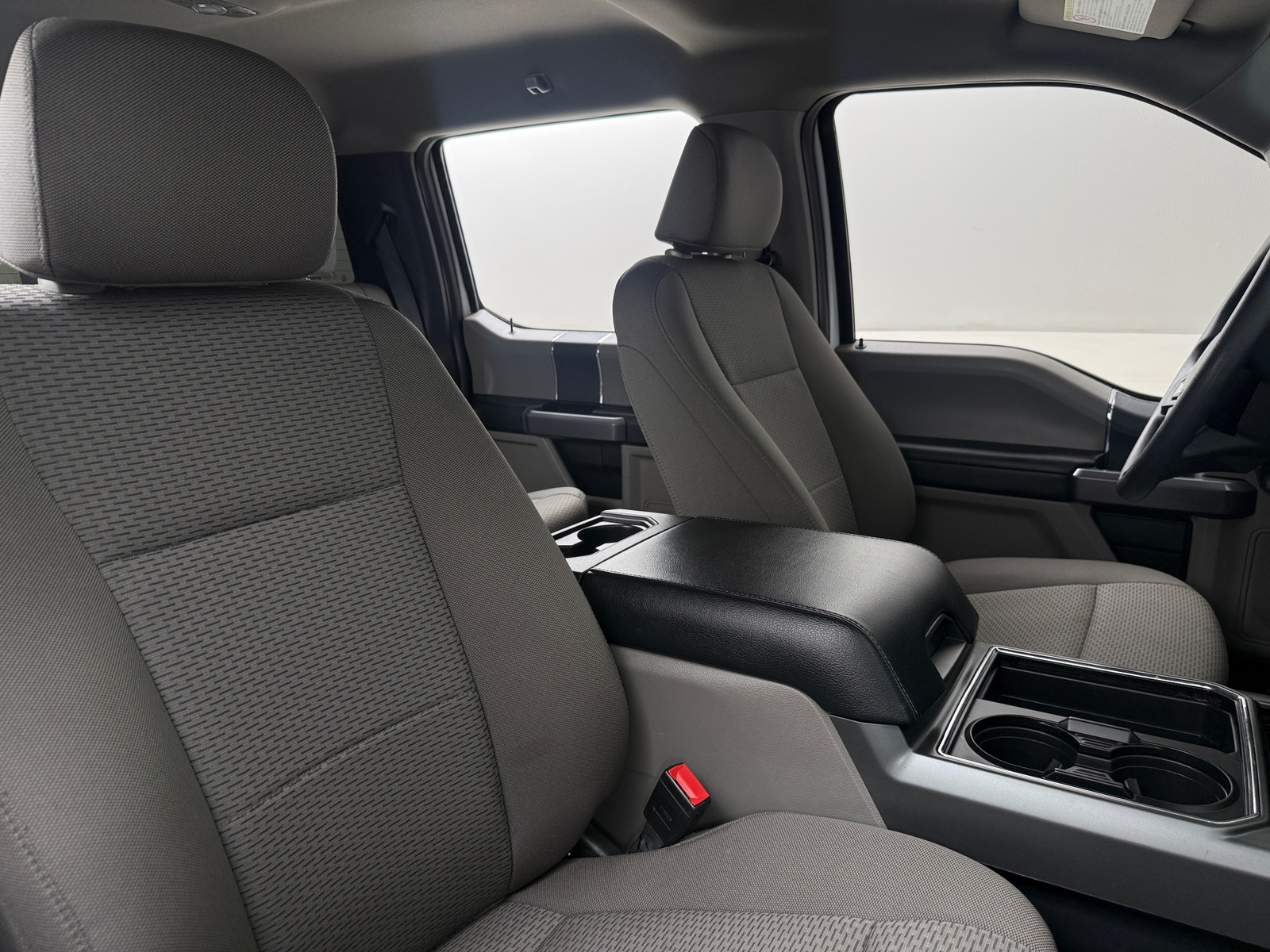 Thumbnail: 2022 Ford Econoline - 2