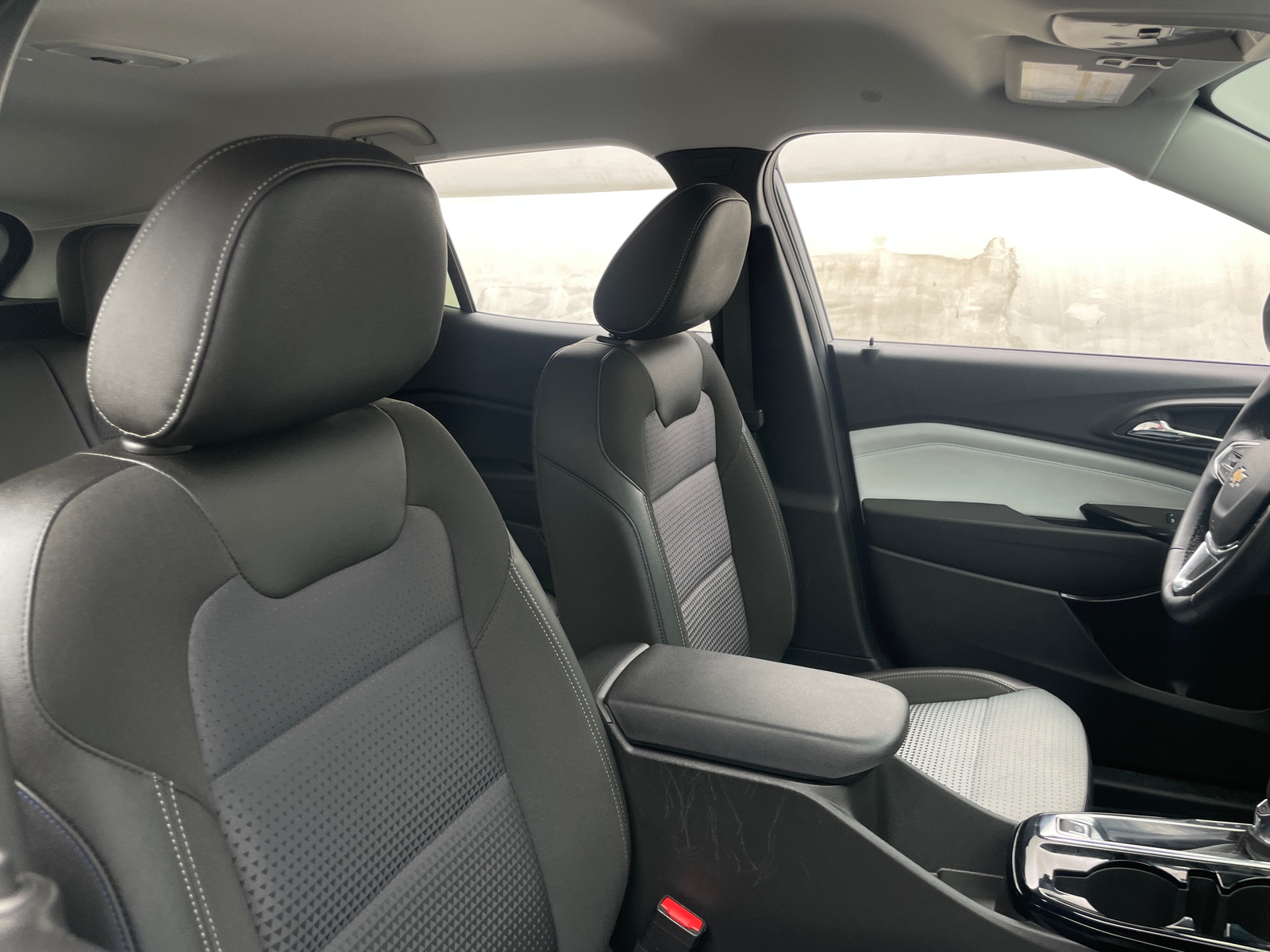 Thumbnail: 2025 Chevrolet Trax - 2