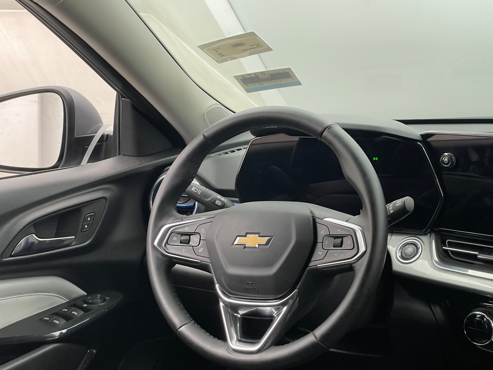 Thumbnail: 2025 Chevrolet Trax - 5