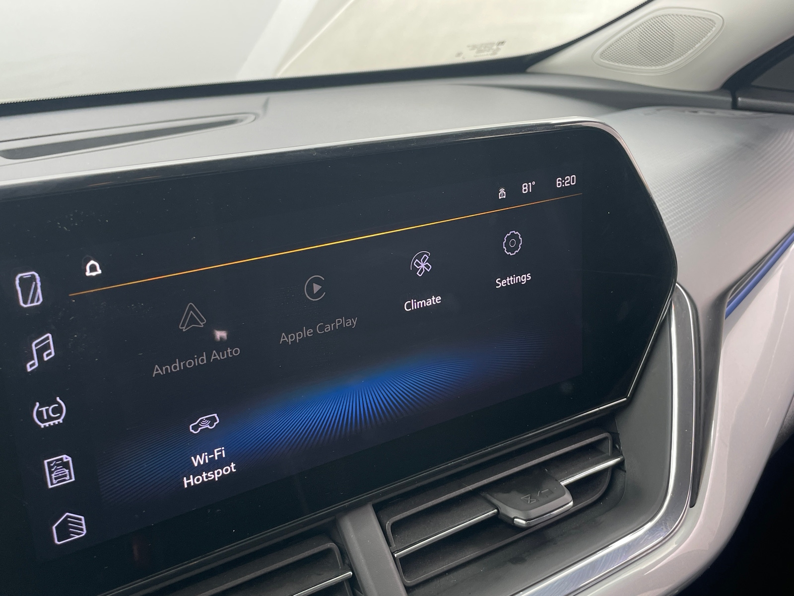 Thumbnail: 2025 Chevrolet Trax - 4