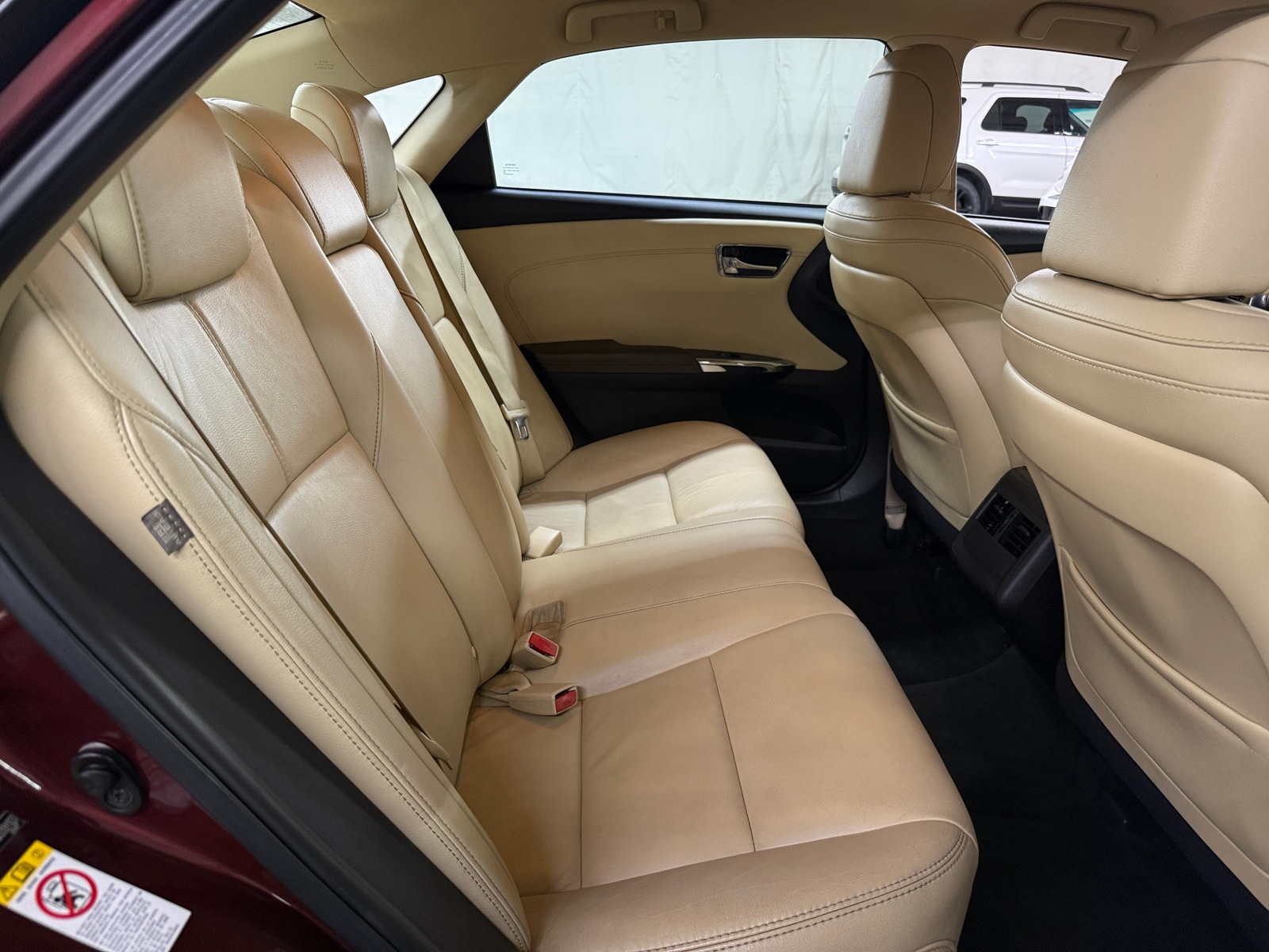 Thumbnail: 2016 Toyota Avalon - 5