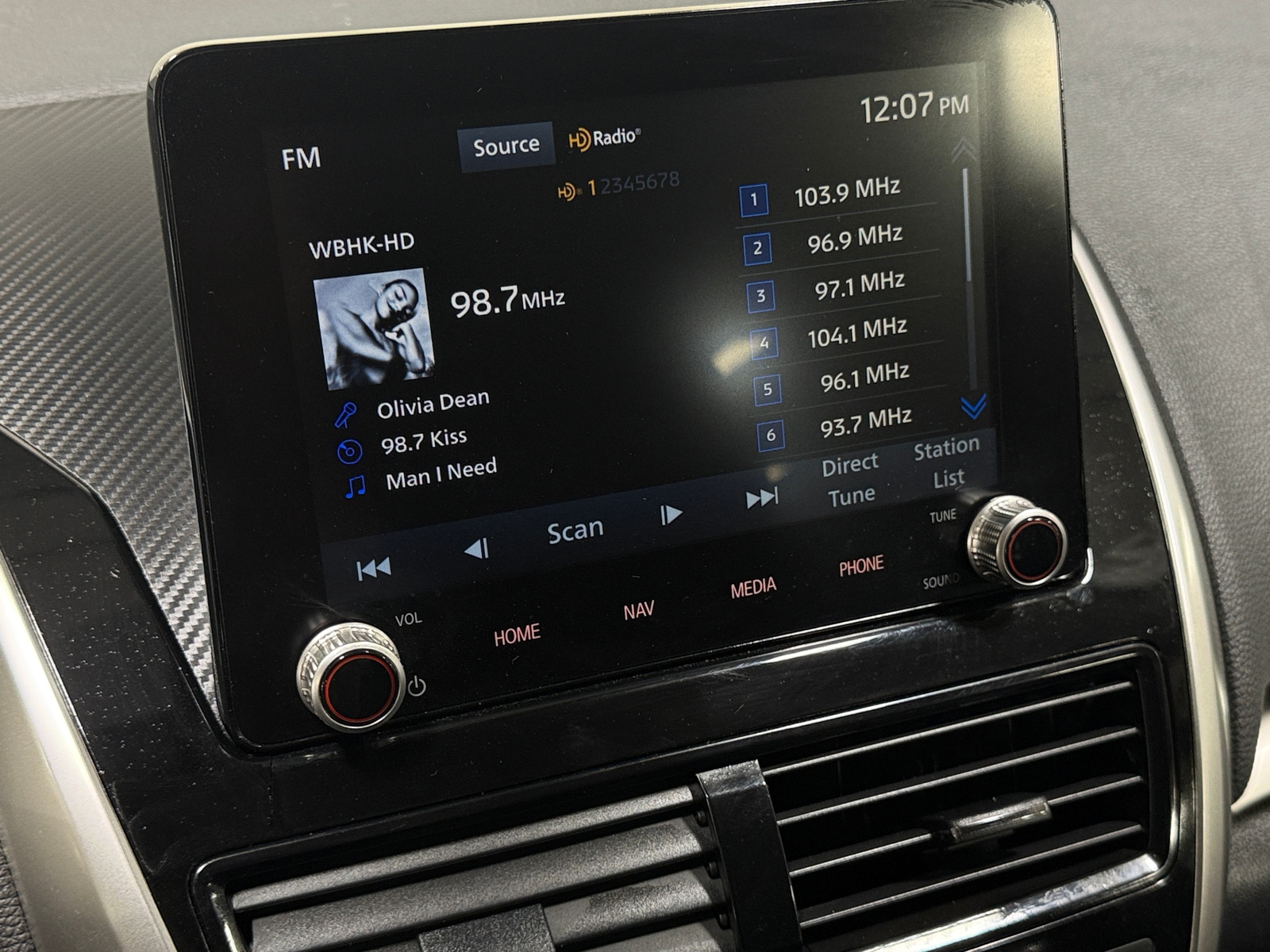 Thumbnail: 2024 Mitsubishi Eclipse Cross - 4