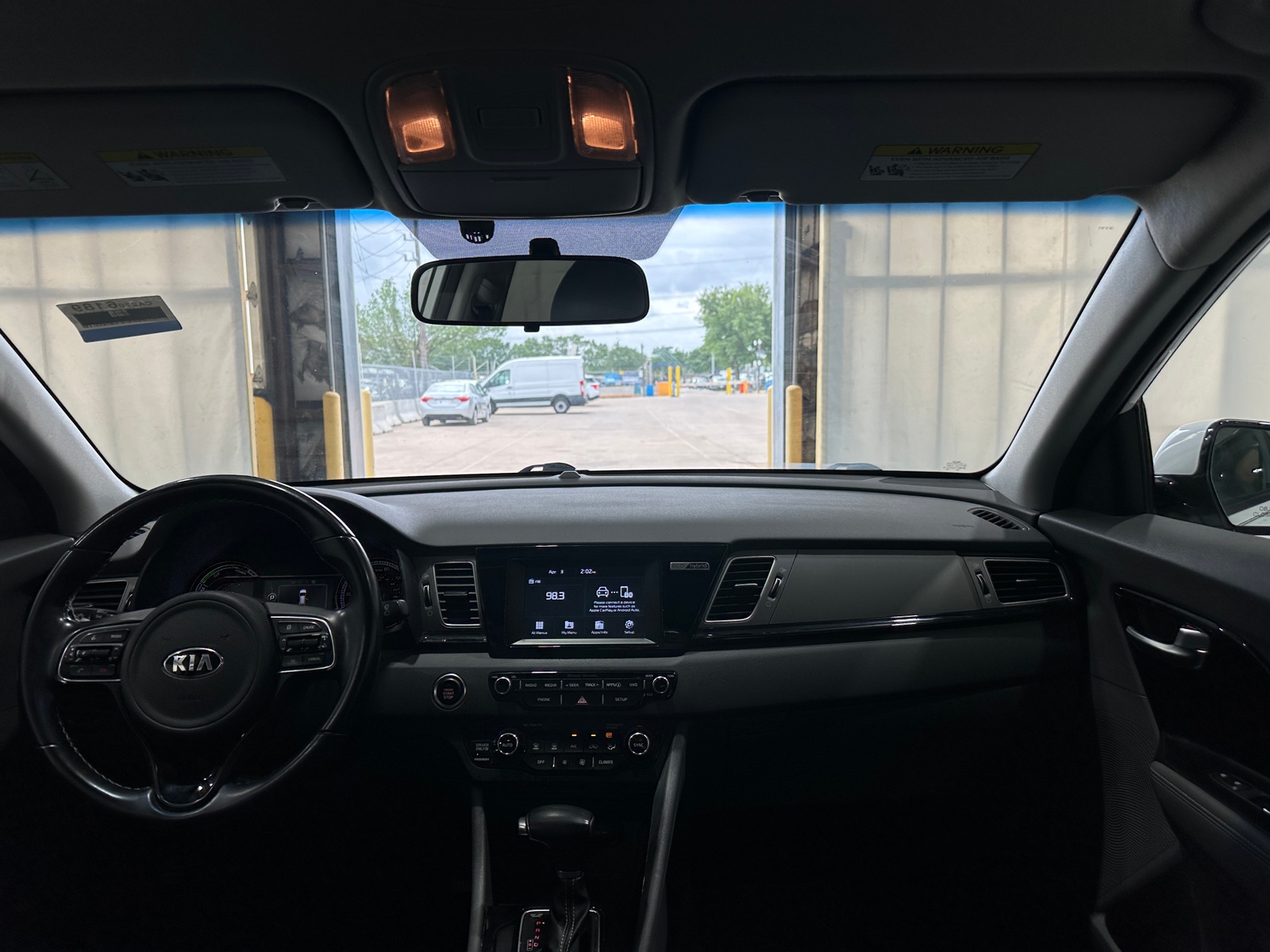 Thumbnail: 2017 Kia Niro - 3