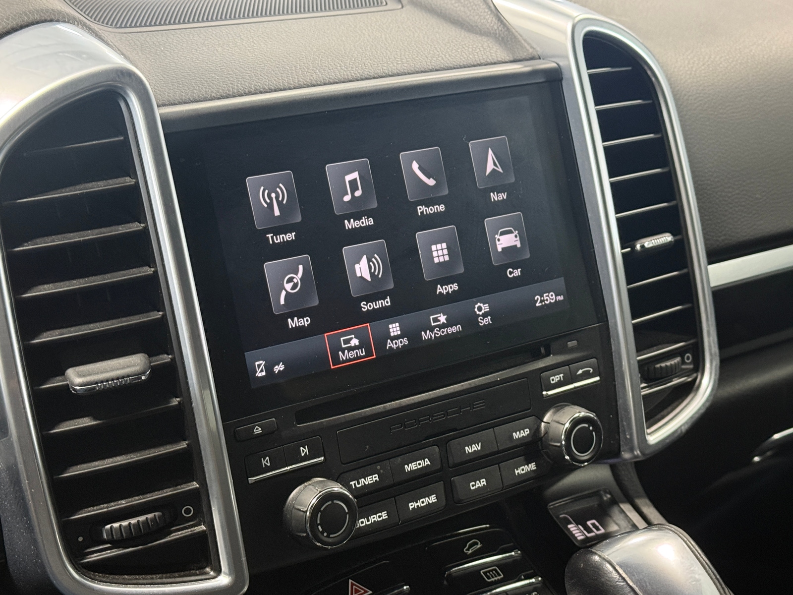 Thumbnail: 2017 Porsche Cayenne - 3