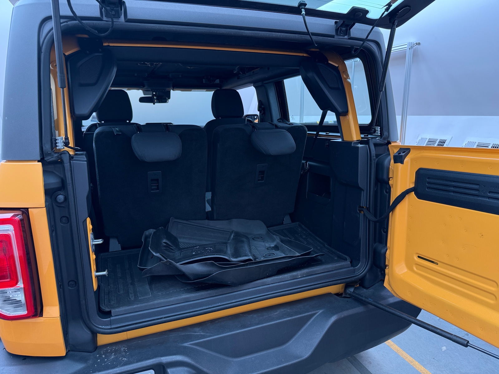 Thumbnail: 2022 Ford Bronco - 7