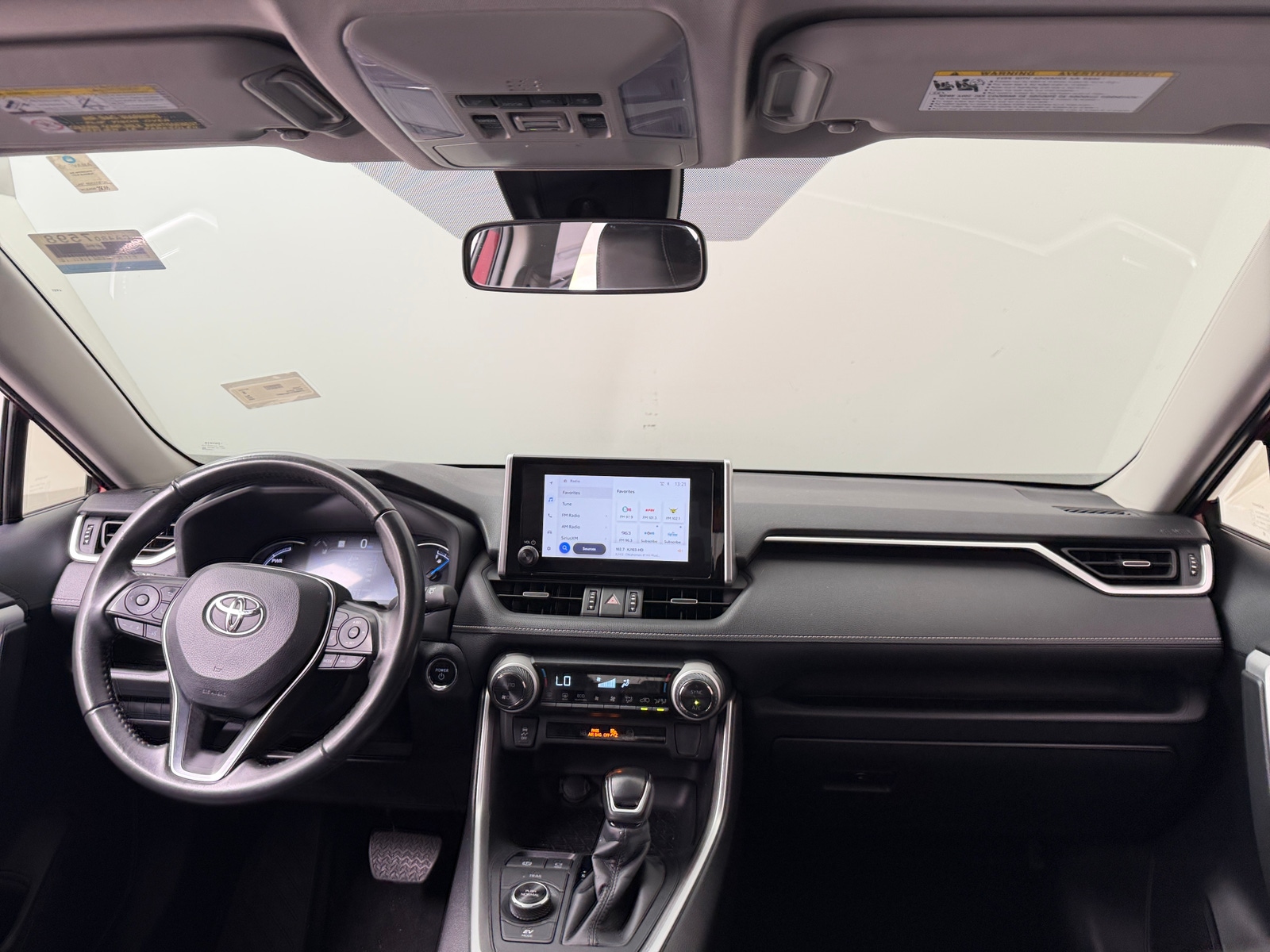 Thumbnail: 2024 Toyota RAV4 - 2