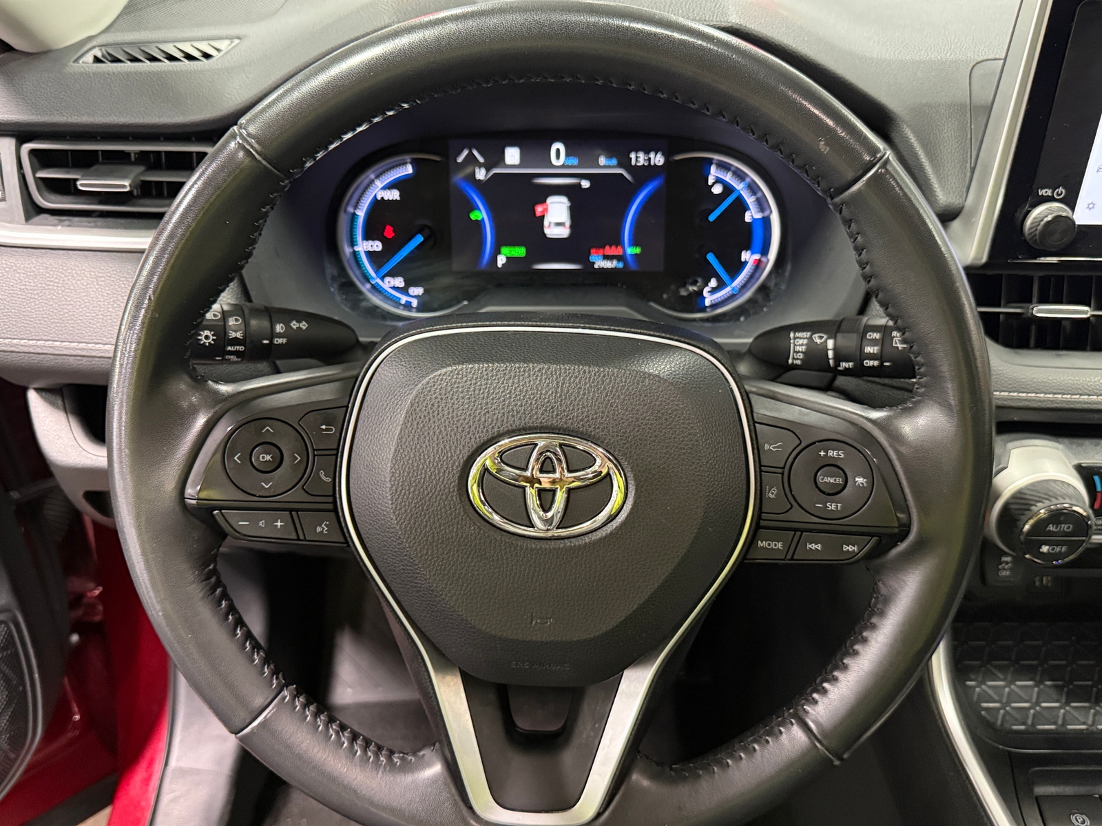 Thumbnail: 2024 Toyota RAV4 - 4