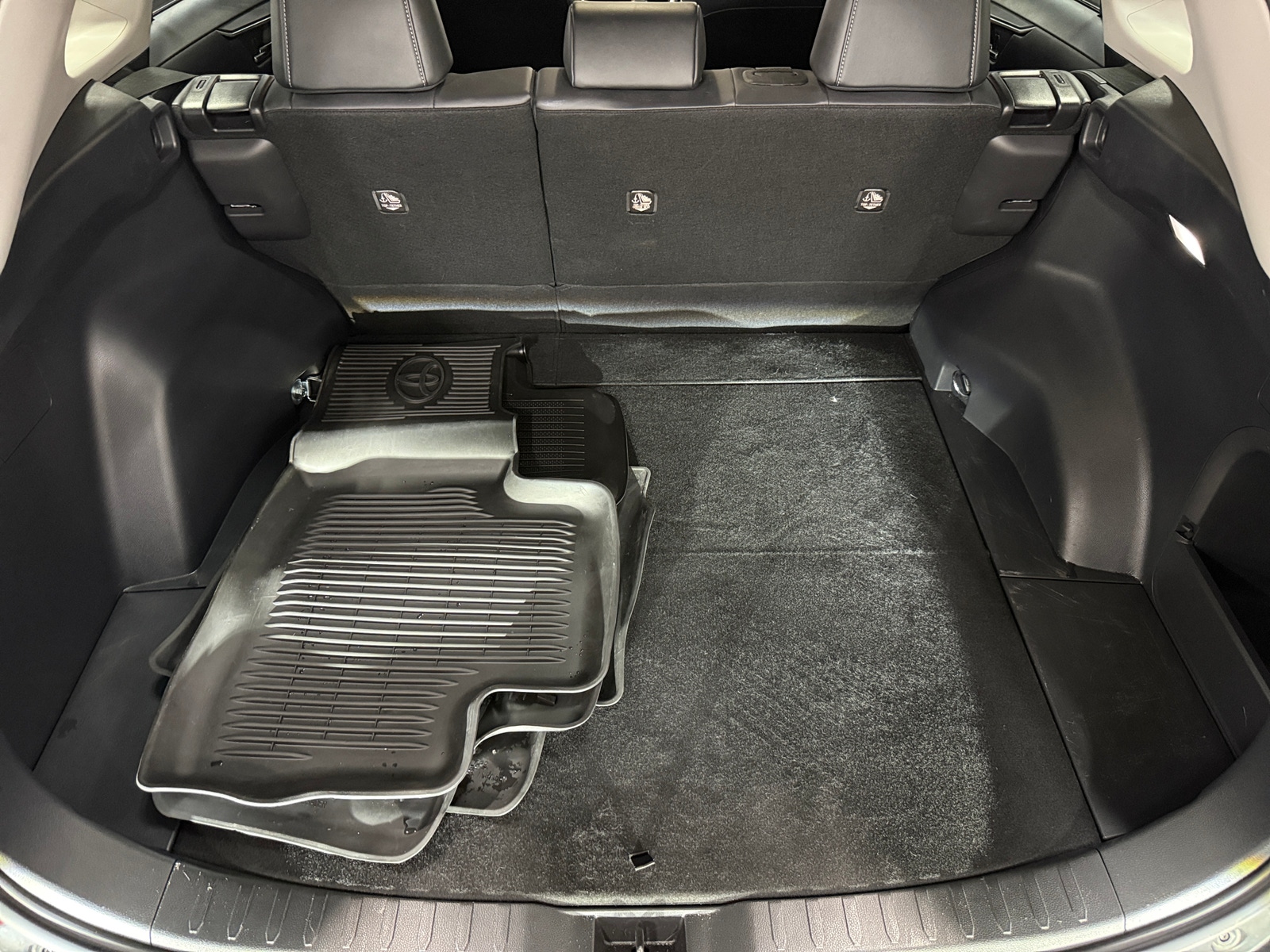 Thumbnail: 2024 Toyota RAV4 - 6