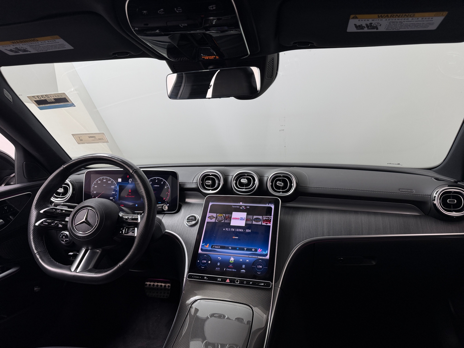 Thumbnail: 2023 Mercedes-Benz C-Class - 2