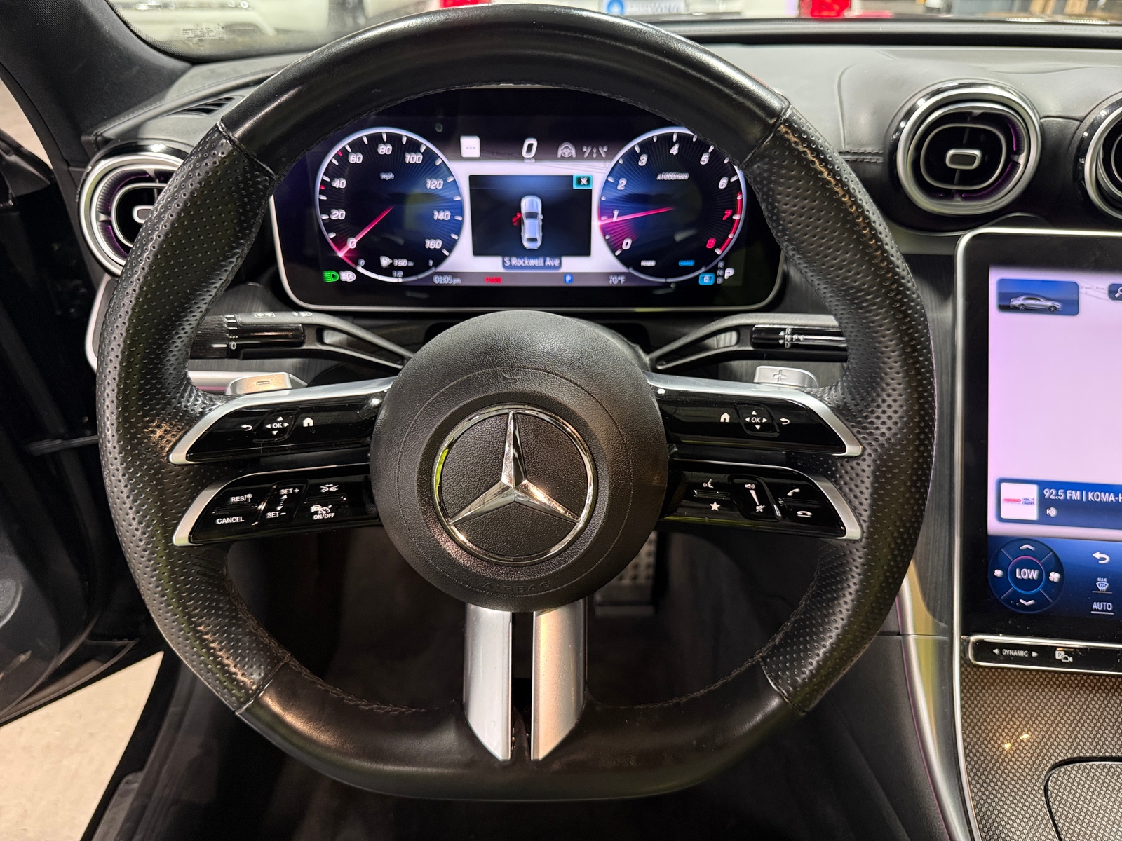 Thumbnail: 2023 Mercedes-Benz C-Class - 4