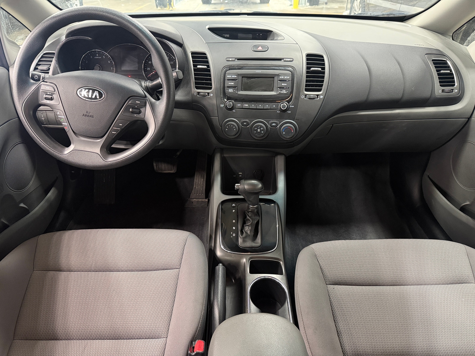 Thumbnail: 2017 Kia Forte - 3