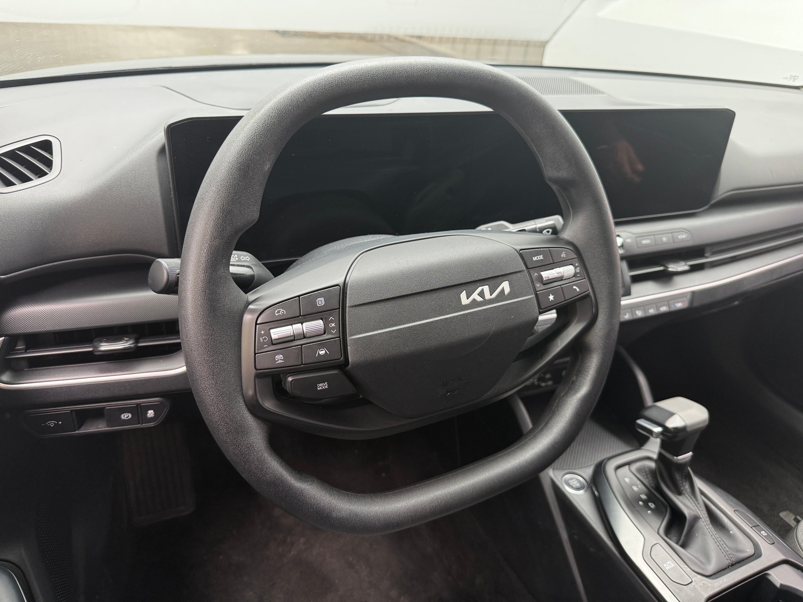 Thumbnail: 2025 Kia K4 - 5