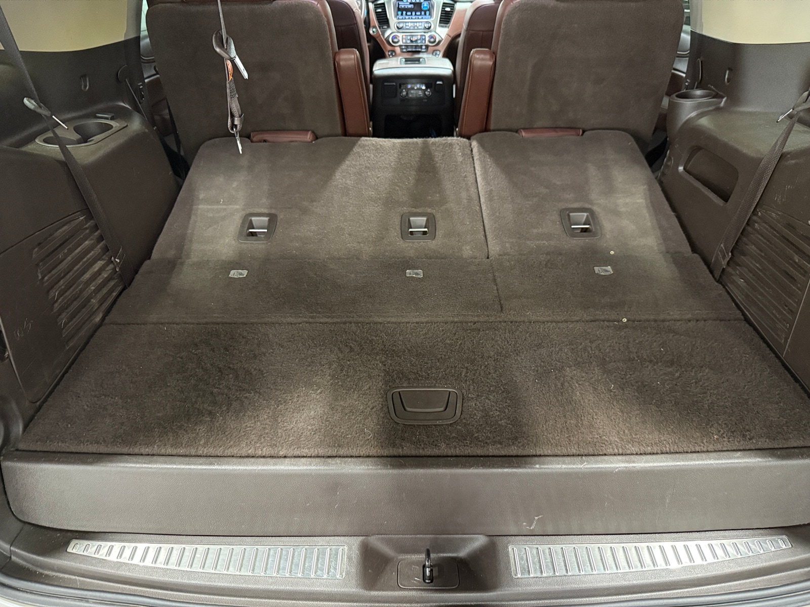 Thumbnail: 2018 Chevrolet Tahoe - 7