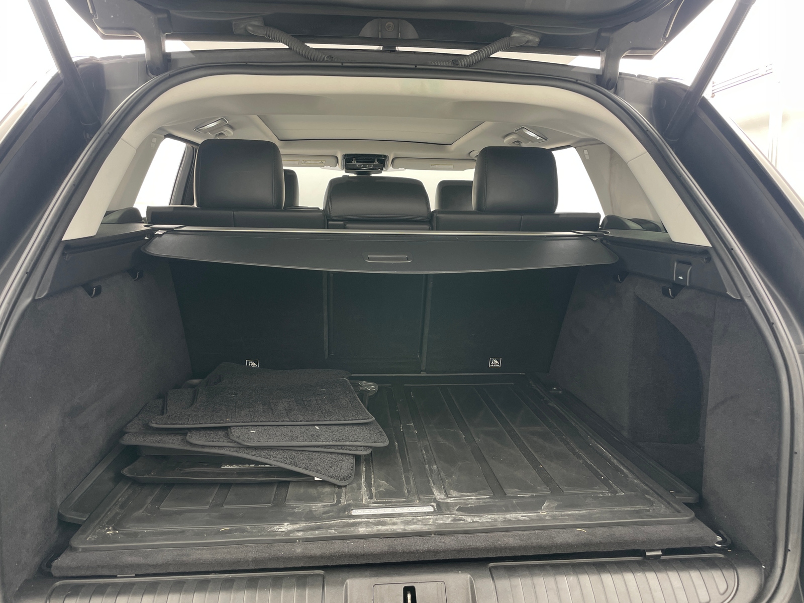 Thumbnail: 2017 Land Rover Range Rover Sport - 6