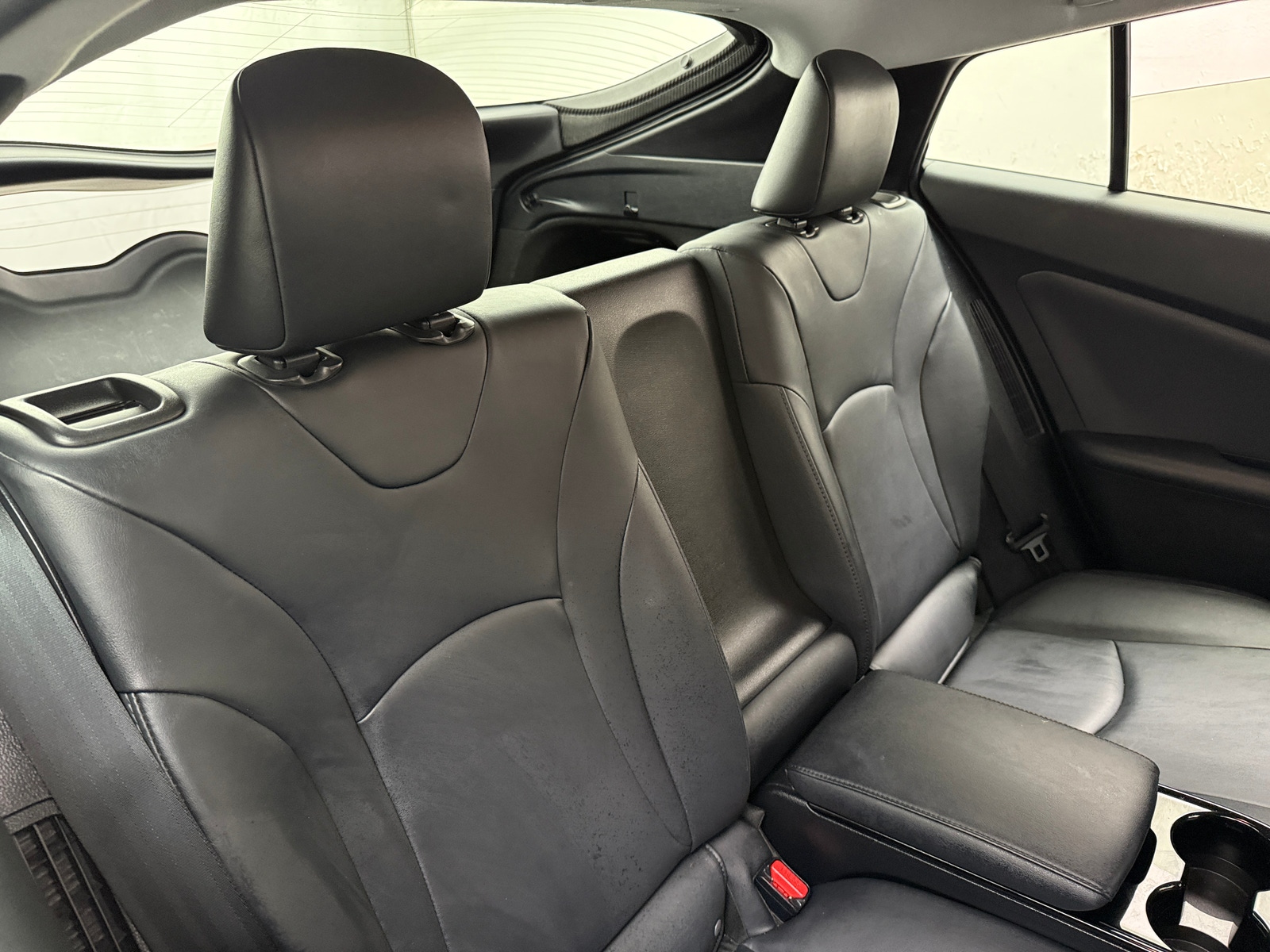 Thumbnail: 2018 Toyota Prius Prime - 6