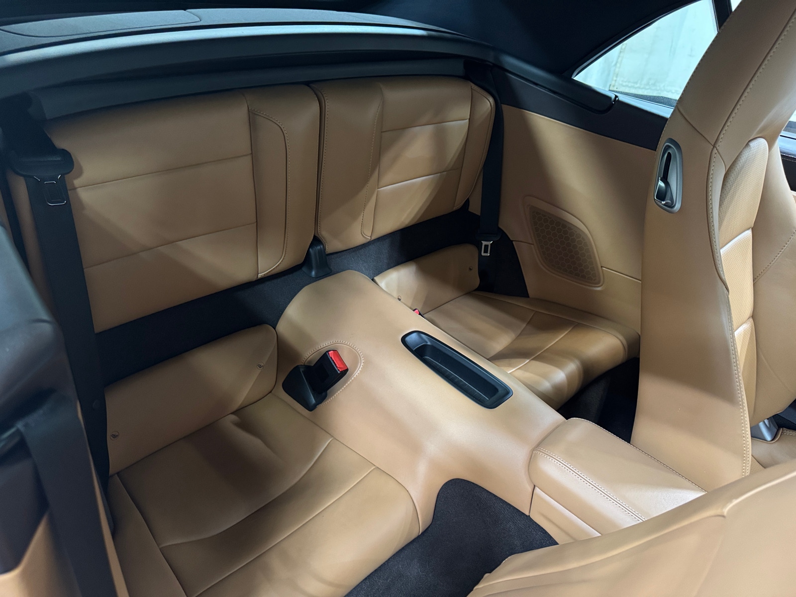 Thumbnail: 2018 Porsche 911 - 5