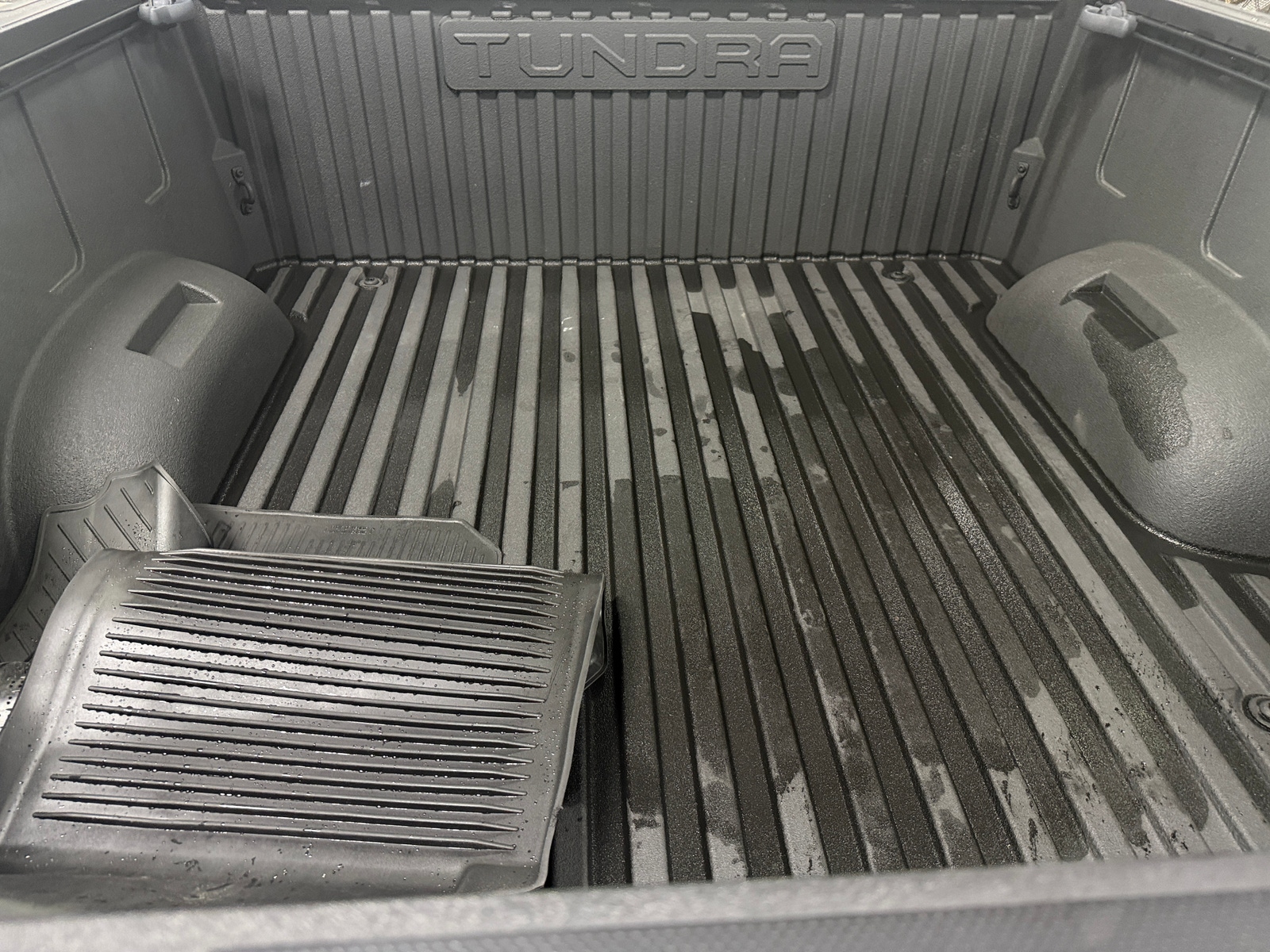 Thumbnail: 2023 Toyota Tundra - 6