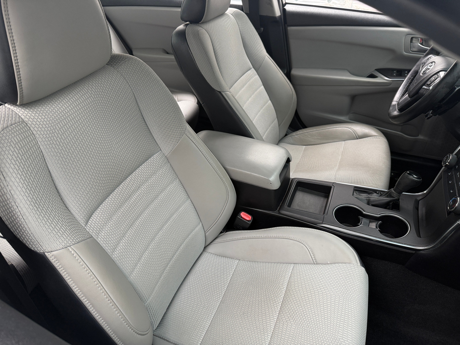 Thumbnail: 2016 Toyota Camry - 2