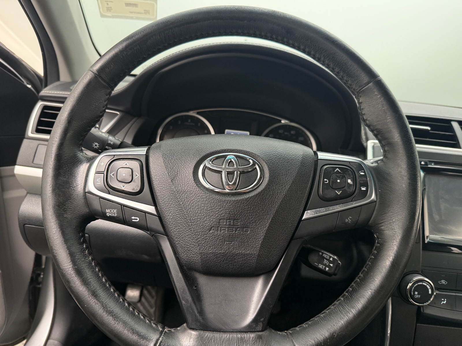 Thumbnail: 2016 Toyota Camry - 5