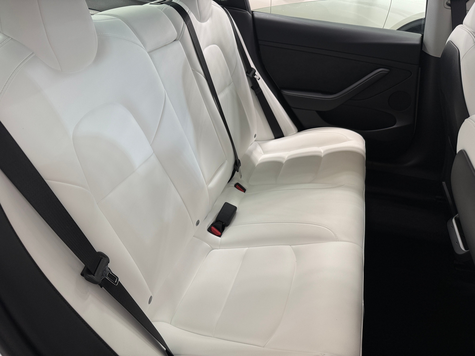 Thumbnail: 2023 Tesla Model 3 - 5