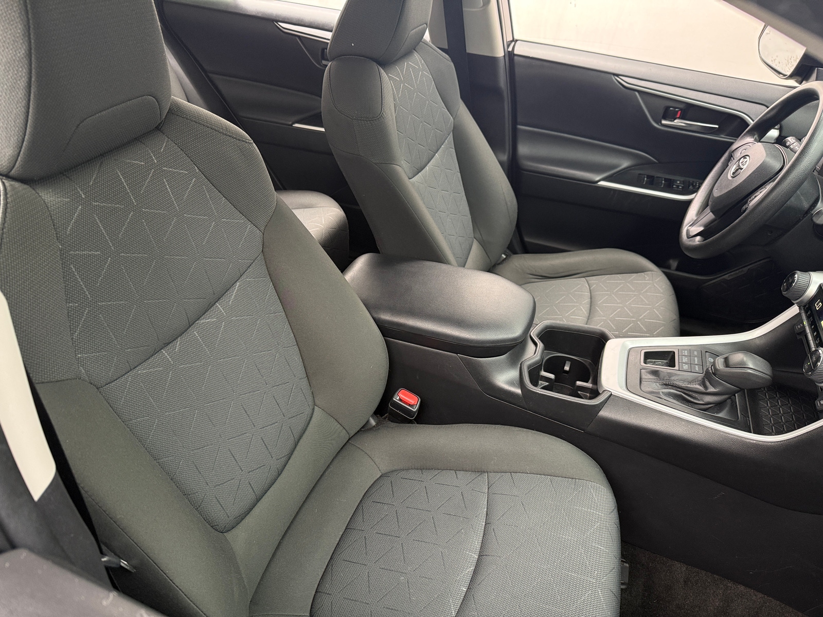 Thumbnail: 2022 Toyota RAV4 - 2