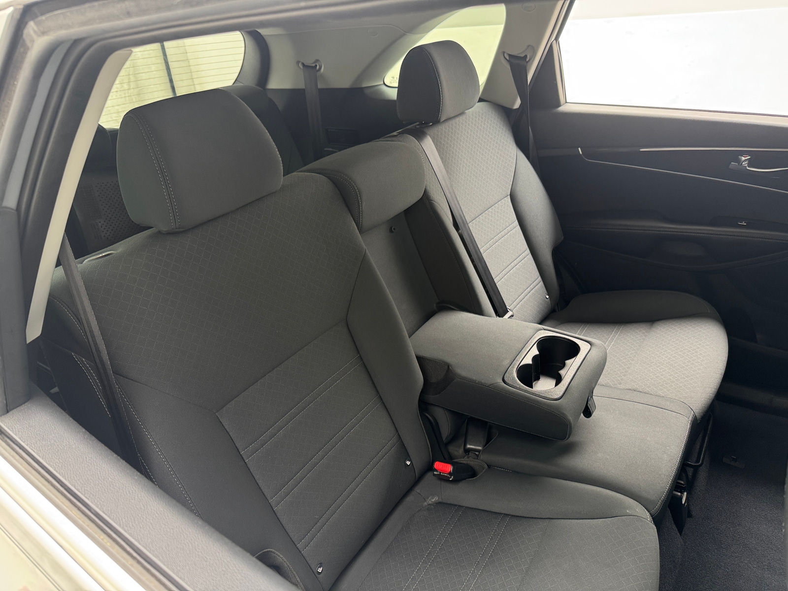 Thumbnail: 2020 Kia Sorento - 6