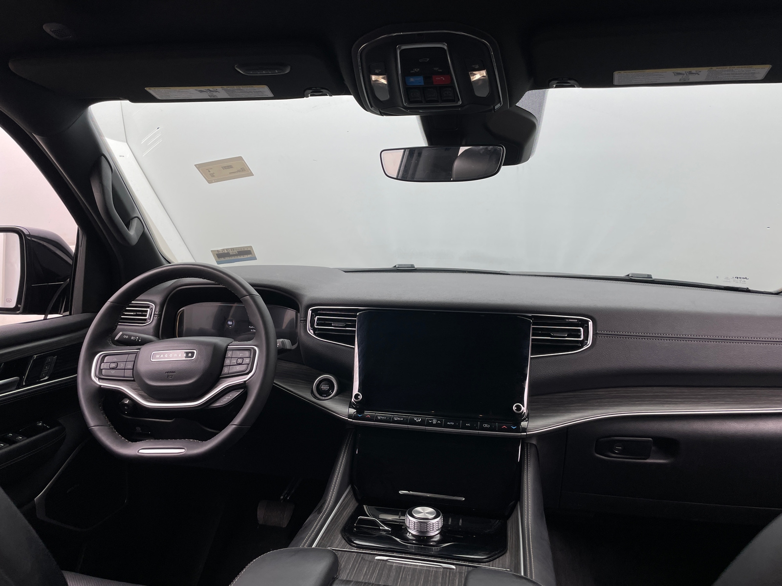 Thumbnail: 2023 Jeep Wagoneer - 2