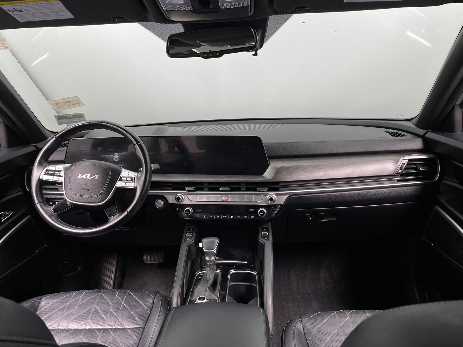 Thumbnail: 2023 Kia Telluride - 2