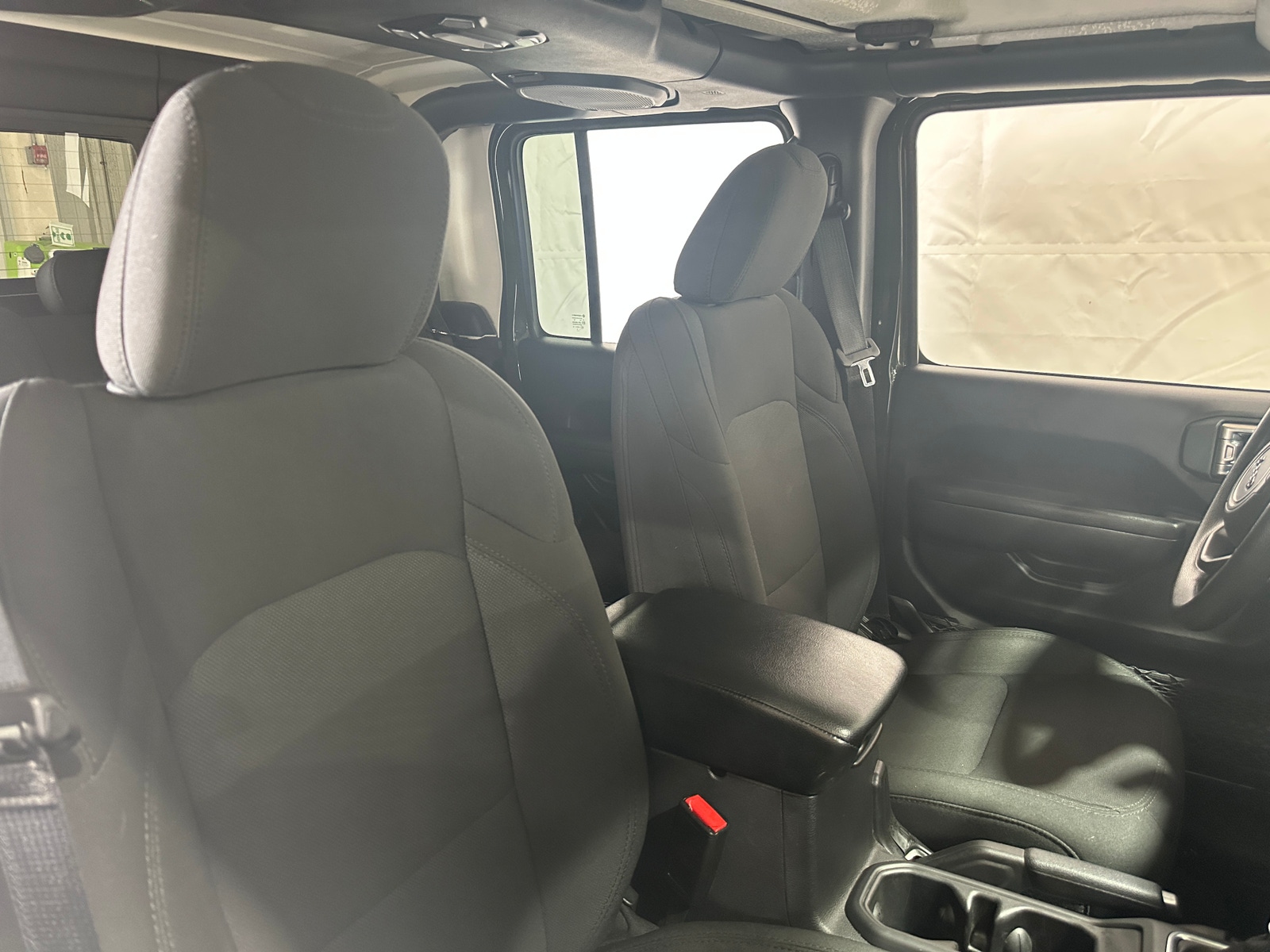 Thumbnail: 2022 Jeep Gladiator - 2