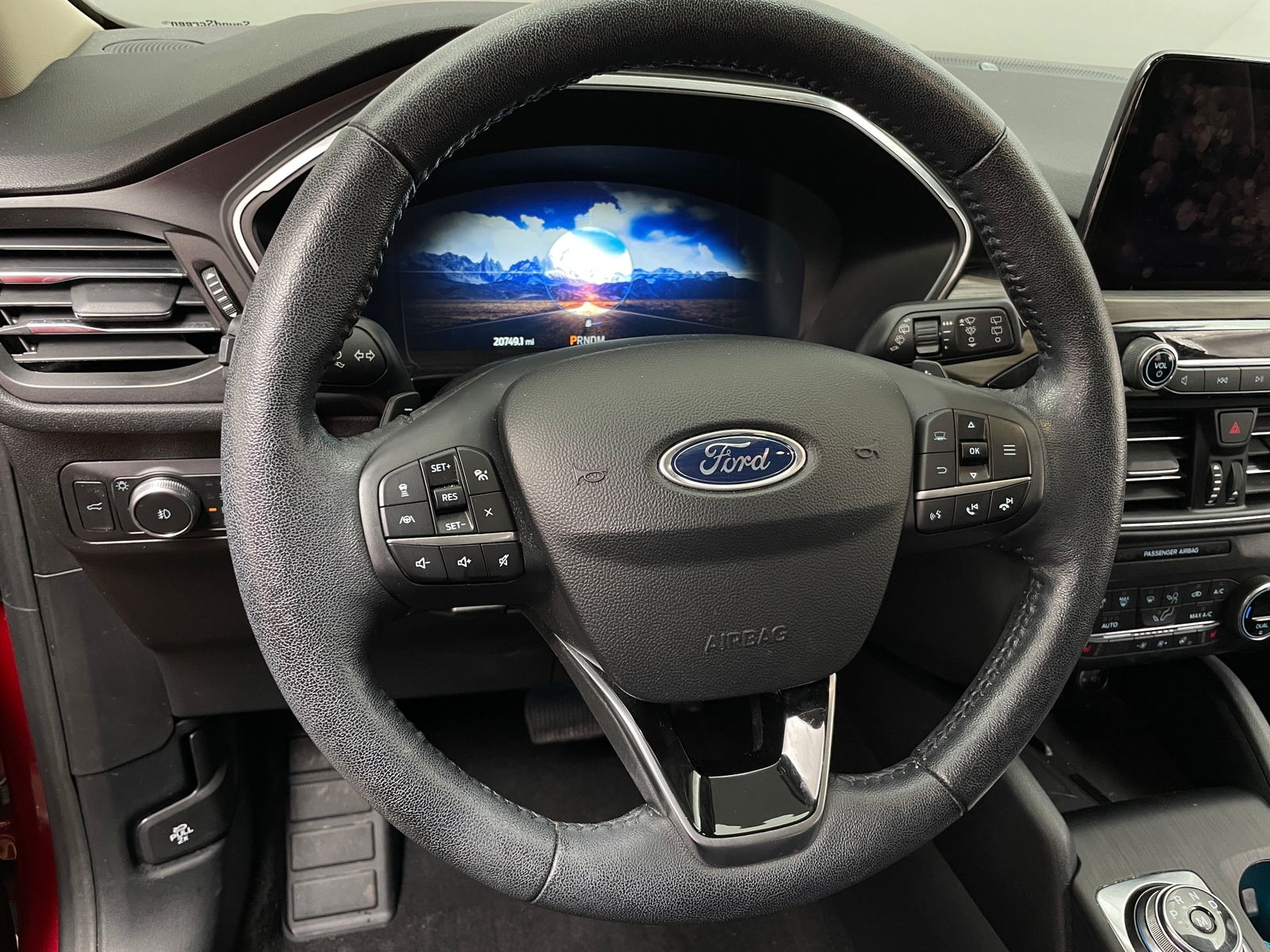 Thumbnail: 2020 Ford Escape - 4