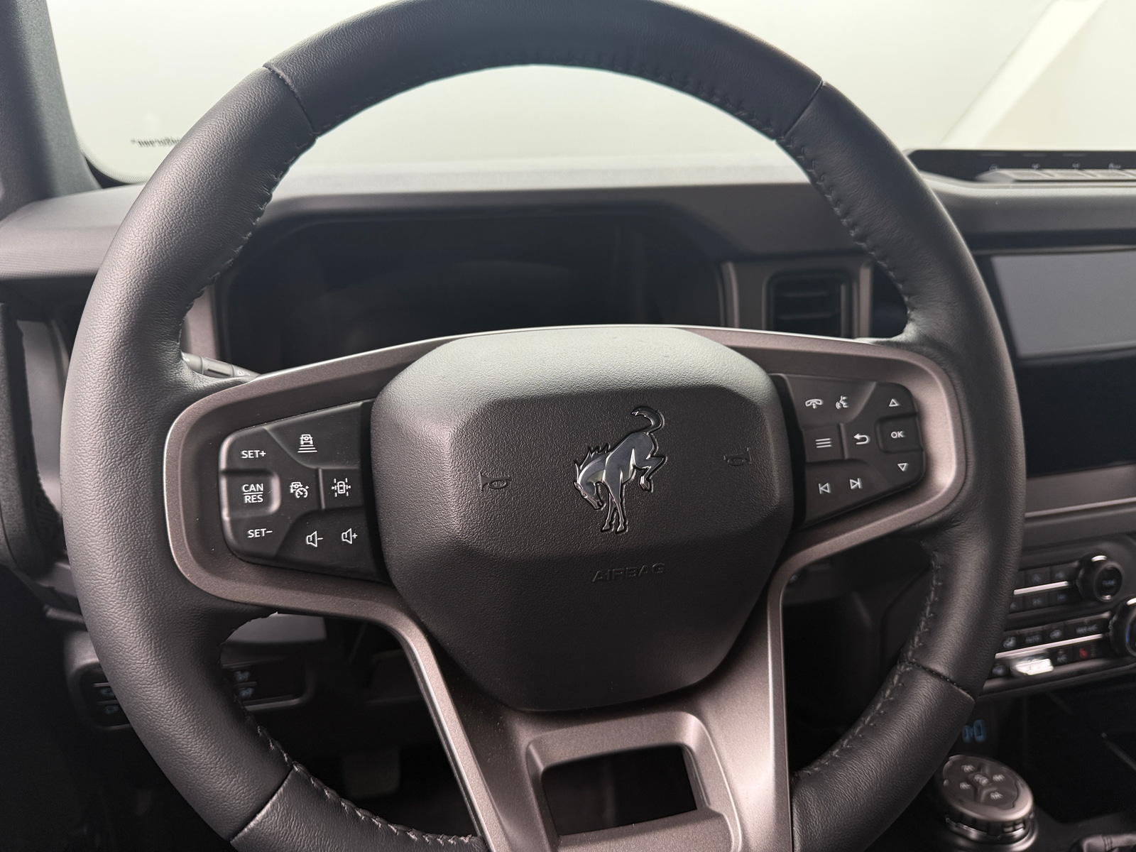 Thumbnail: 2025 Ford Bronco - 3